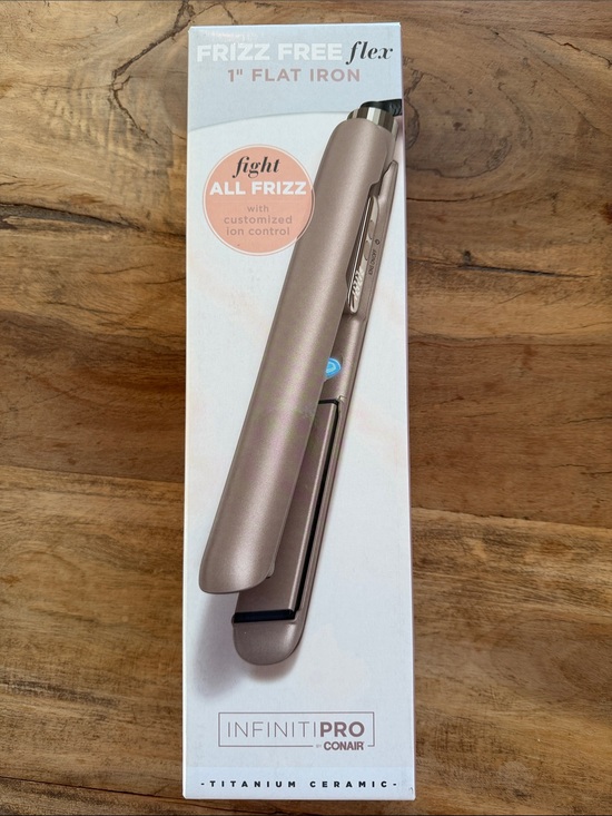 Conair Other - Conair Infinitipro frizz free flex 1” flat iron